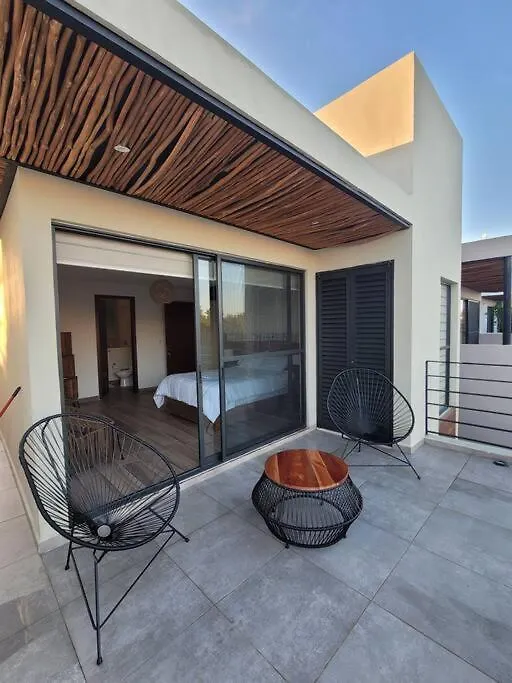 Amazing Dream Home In Gated Community Playa del Carmen 0*,