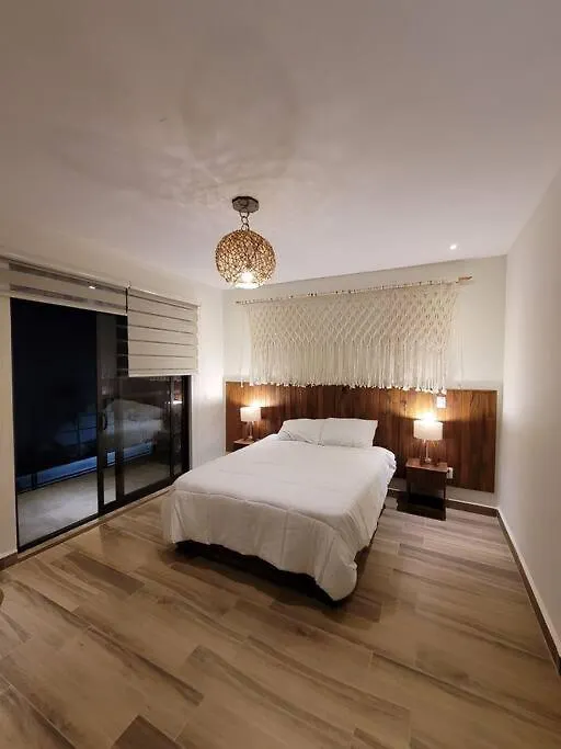 Amazing Dream Home In Gated Community Playa del Carmen 0*,